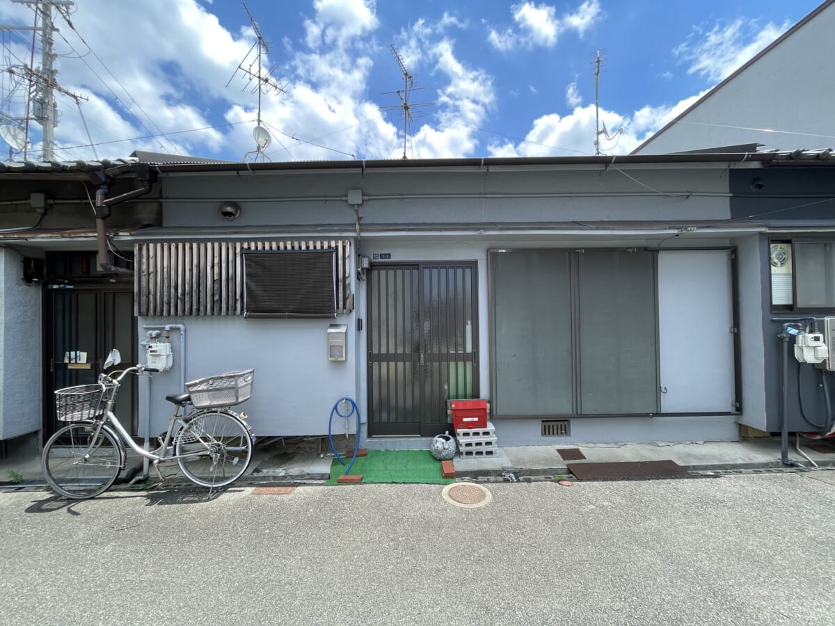 日下町5丁目中古テラスハウス(オーナーチェンジ) 日下町5丁目中古テラスハウス(オーナーチェンジ)